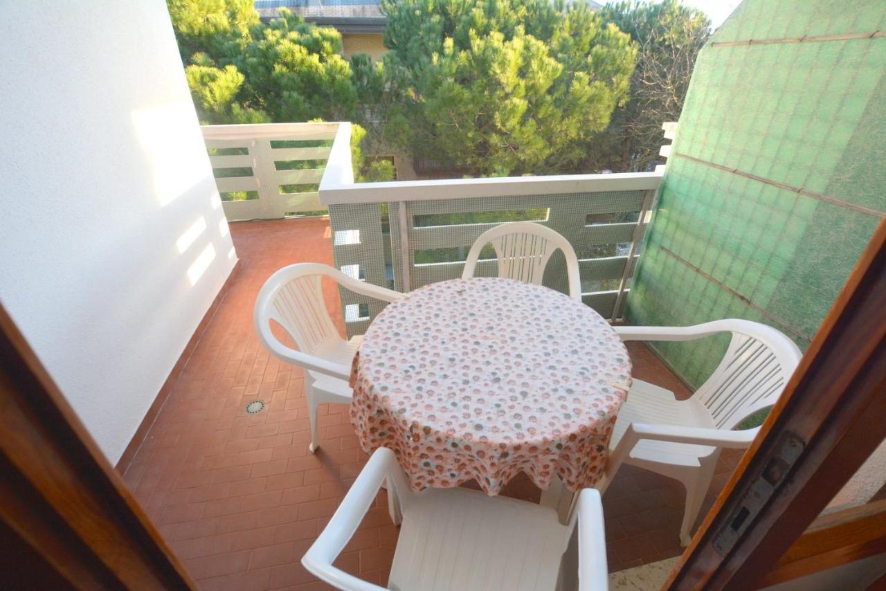Lignano Nette Wohnung Naehe Am Meer Lignano Sabbiadoro Exterior photo